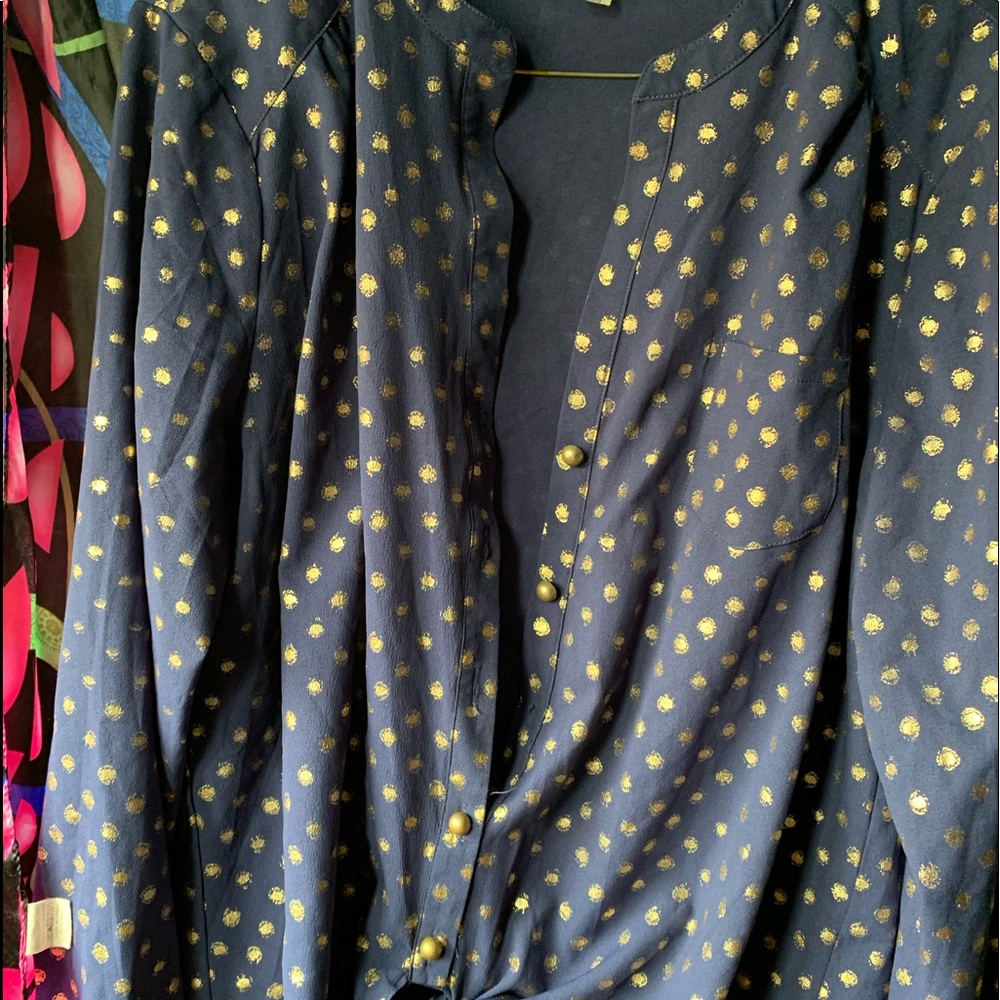 Button down Blouse, Read below !